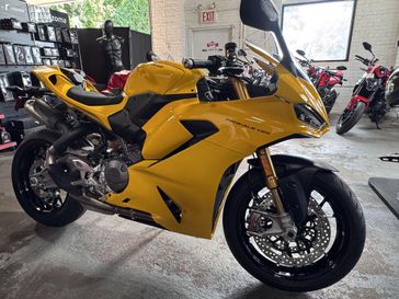 New 2026 Ducati PANIGALE V2S 