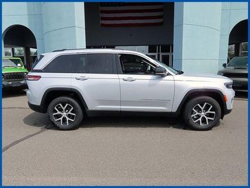 Used 2023 Jeep Grand Cherokee Limited