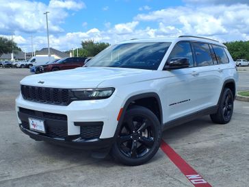 Used 2023 Jeep Grand Cherokee L Altitude