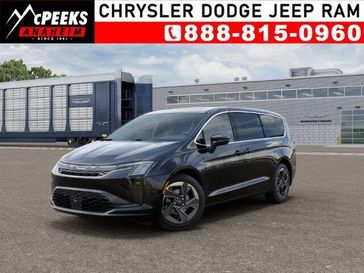 New 2027 Chrysler Pacifica Limited