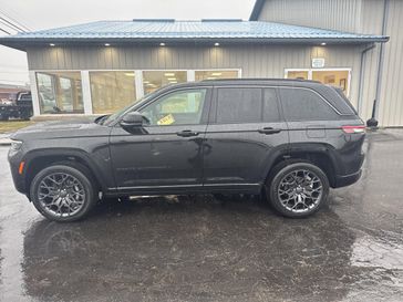 New 2026 Jeep Grand Cherokee Summit 4x4