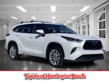 New 2025 Toyota Highlander Hybrid Limited