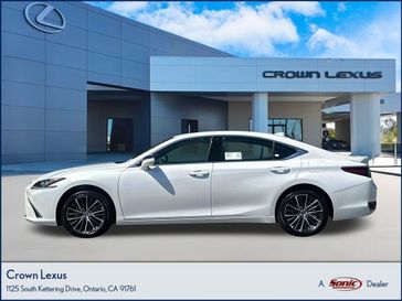 New 2025 Lexus ES 300h
