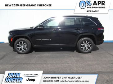 New 2025 Jeep Grand Cherokee Limited 4x4 in a Diamond Black Crystal Pearl Coat exterior color. John Hoffer Chrysler Jeep 785-329-4357 johnhofferchryslerjeep.com 