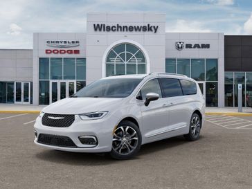 New 2026 Chrysler Pacifica Pinnacle