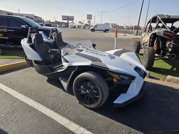 USED 2024 POLARIS SLINGSHOT S WITH TECHNOLOGY PACKAGE AUTODRIVE 
