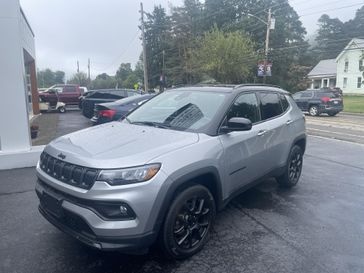 Used 2022 Jeep Compass Altitude
