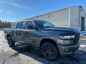 2025 RAM 1500 Tradesman Crew Cab 4x4 5'7' Box