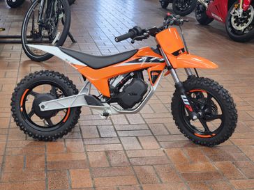 2025 KTM SX-E2 