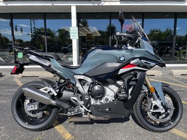 2026 BMW S 1000 XR
