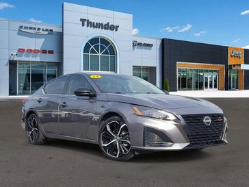 Used 2023 Nissan Altima 2.5 SR
