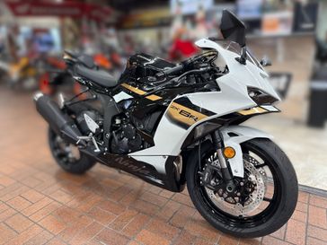 2026 Kawasaki NINJA ZX-6R 