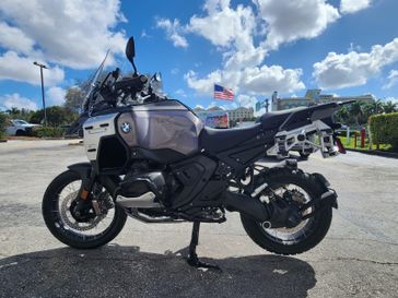 BLACK STORM METALLIC