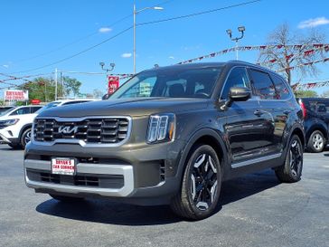 Used 2023 Kia Telluride S AWD