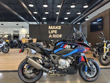 2025 BMW M 1000 XR - BLACK STORM METALLIC 