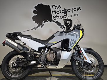 2027 HUSQVARNA NORDEN 901 