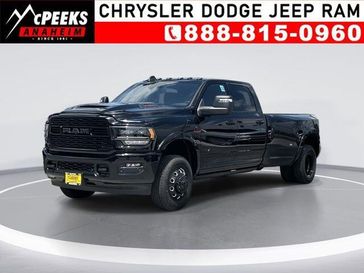 New 2024 RAM 3500 Limited Crew Cab 4x4 8' Box