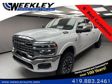 New 2025 RAM 3500 Limited Longhorn Crew Cab 4x4 8' Box