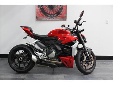 2024 Ducati STREETFIGHTER ER V2 
