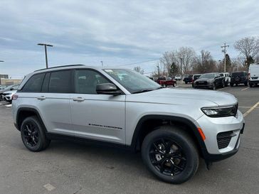 New 2025 Jeep Grand Cherokee Altitude X 4x4
