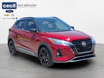 Used 2023 Nissan Kicks SR