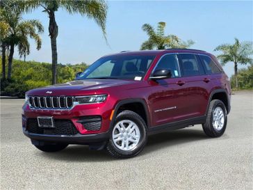 2025 Jeep Grand Cherokee Laredo 4x2