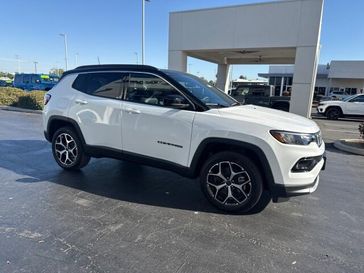 New 2026 Jeep Compass Limited 4x4