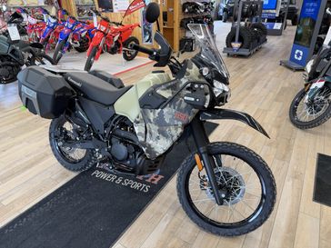 New 2026 Kawasaki Klr 650 adventure abs cypher camo beigemetallic matte carbon gray 