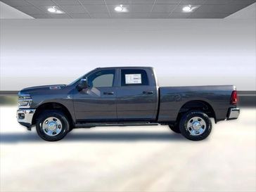 New 2026 RAM 2500 Tradesman Crew Cab 4x4 6'4' Box