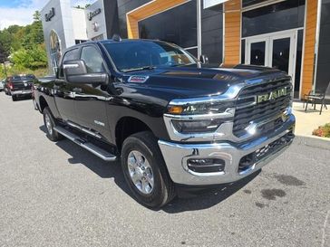 New 2025 RAM 2500 Big Horn Crew Cab 4x4 6'4' Box
