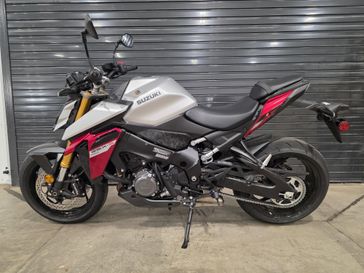 2024 Suzuki GSX-S1000