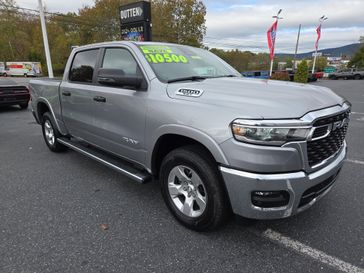 New 2025 RAM 1500 Big Horn Crew Cab 4x4 5'7' Box