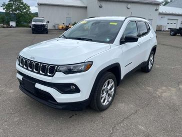 Used 2025 Jeep Compass Latitude