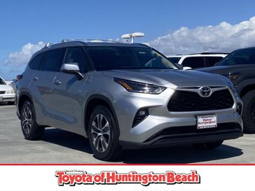 Used 2021 Toyota Highlander XLE