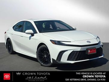 Used 2025 Toyota Camry SE