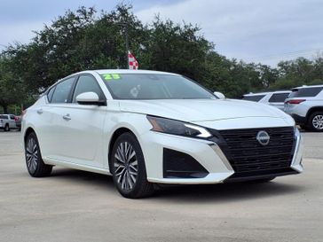 Used 2023 Nissan Altima 2.5 SV