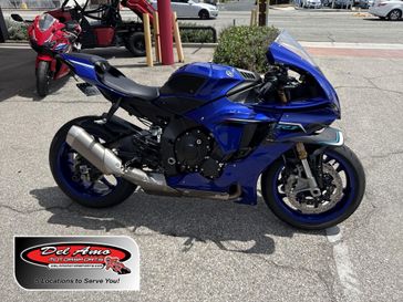 Used 2025 Yamaha YZF-R1 