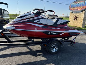 2018 YAMAHA PWC GP1800 TORCH RED AND WHITE 