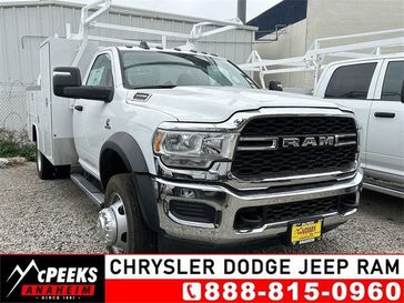 2023 RAM 5500 Tradesman Chassis Regular Cab 4x2 84' Ca in a Bright White Clear Coat exterior color and Diesel Gray/Blackinterior. McPeek's Chrysler Dodge Jeep Ram of Anaheim 888-861-6929 mcpeeksdodgeanaheim.com 