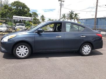 2017 Nissan Versa 4d Sedan SV