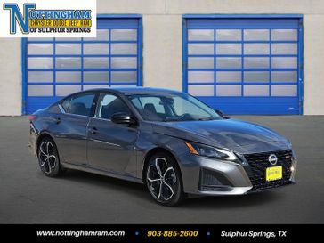 Used 2023 Nissan Altima 2.5 SR