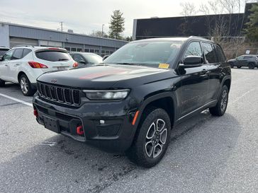 Used 2022 Jeep Grand Cherokee Trailhawk