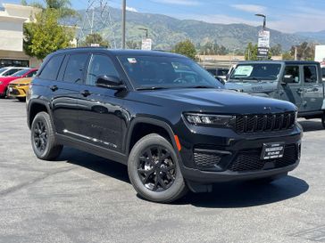 2025 Jeep Grand Cherokee Altitude 4x2