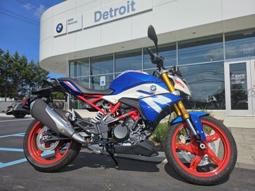 2025 BMW G 310 R in a RACING BLUE METALLIC exterior color. BMW Motorcycles of Detroit (248) 402-4010 pixelmotiondemo.com 