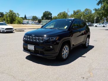 2023 Jeep Compass Latitude Lux 4WD