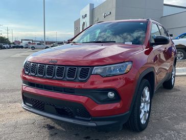 Used 2025 Jeep Compass Latitude
