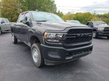 2024 RAM 2500 Tradesman Crew Cab 4x4 6'4' Box