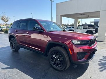New 2025 Jeep Grand Cherokee Altitude 4x4