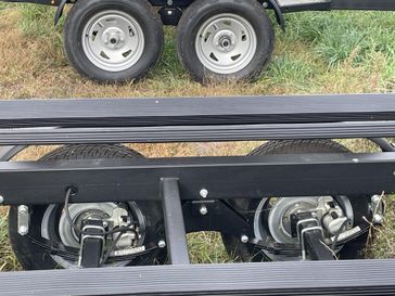 New 2025 YACHT CLUB PBD2252T 