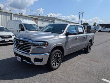 2025 RAM 1500 Laramie 4x4 Crew Cab